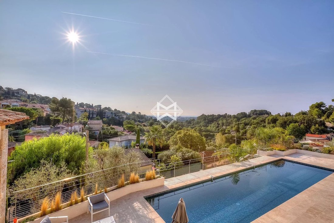 Villa in Mougins, Provence-Alpes-Côte d'Azur, France 2 - 11662772