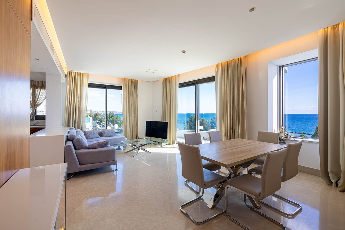 Apartment in Mouttagiaka, Limassol, Cyprus 2 - 15184598