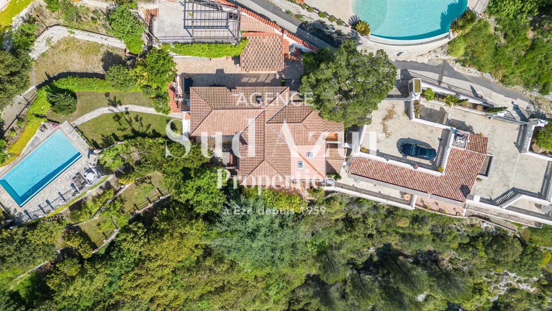 Estate in La Turbie, Provence-Alpes-Côte d'Azur, France 3 - 14277509