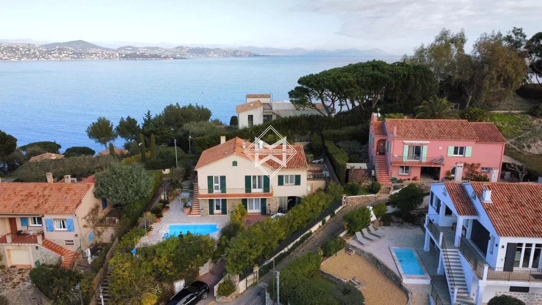 Villa in Zone Est Diffuse, Saint-Tropez, France 4 - 14611527