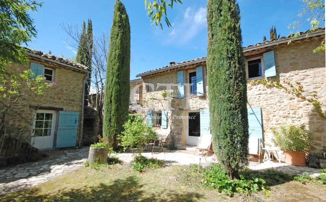 Estate in Est Nord, Vaison-la-Romaine, France 3 - 12733560