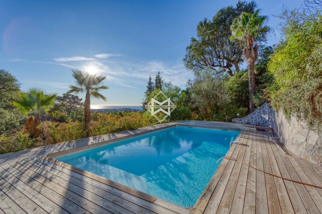 Villa in La Croix-Valmer, Provence-Alpes-Côte d'Azur, France 3 - 13650165