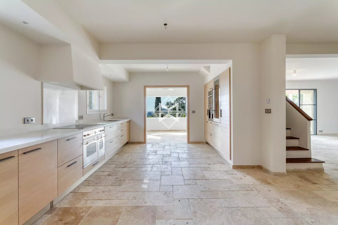 Villa in La Croix-Valmer, Provence-Alpes-Côte d'Azur, Frankreich 5 - 14210545