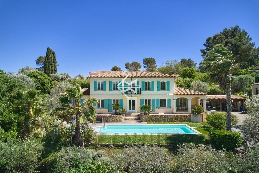 Villa in Mougins, Provence-Alpes-Côte d'Azur, France 2 - 14289414