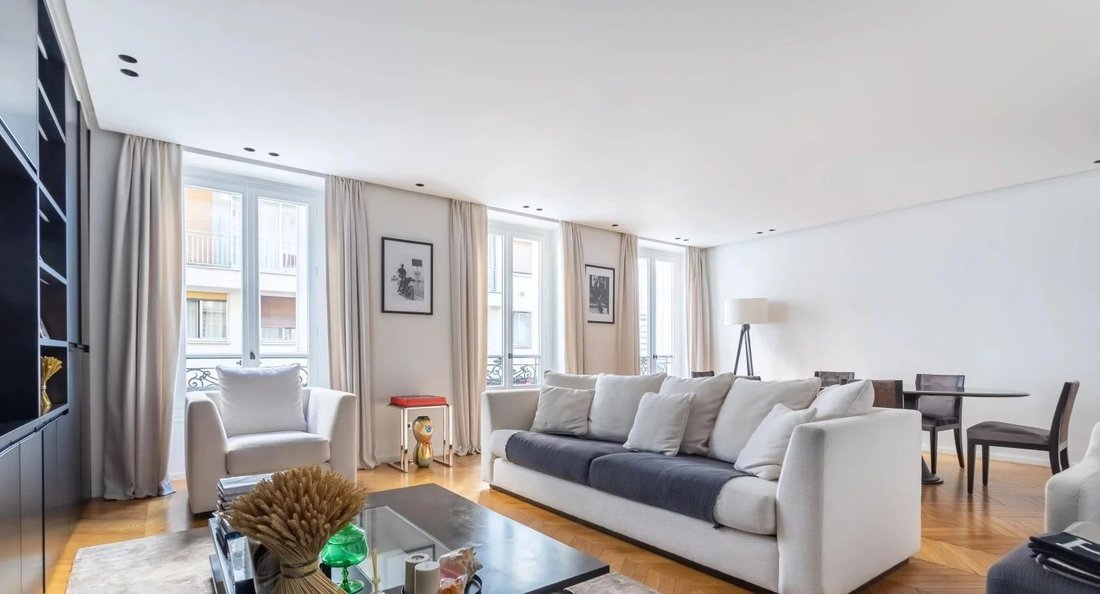 Apartment in Chaillot, Paris 16e Arrondissement, Paris 2 - 12606017