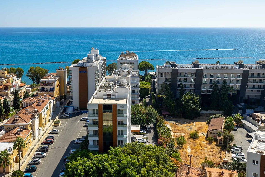 Appartamento a Germasogeia, Distretto di Limassol, Cipro 2 - 15185021