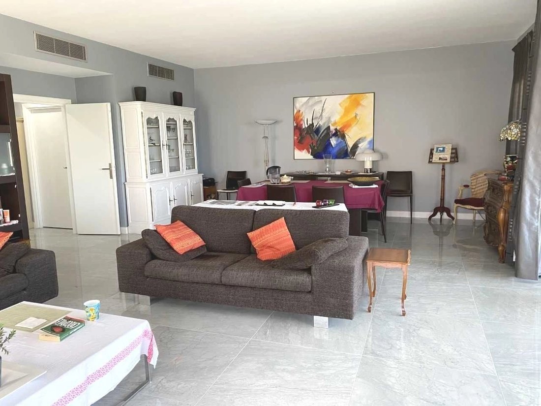 Apartment in Cannes, Provence-Alpes-Côte d'Azur, France 2 - 10841736