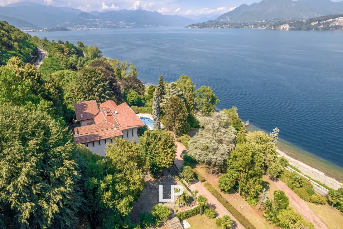 Villa in Stresa, Piedmont, Italy 3 - 12116429