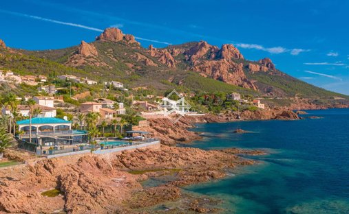 Villa en Le Dramont-Agay-Anthéor-Le Trayas, Saint-Raphaël, Francia 1