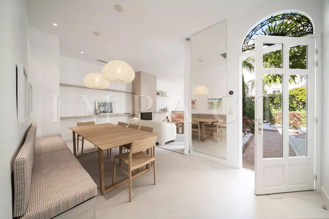 Villa in Cannes, Provence-Alpes-Côte d'Azur, France 3 - 12725871