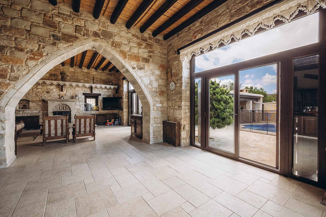 House in Kato Akourdaleia, Paphos, Cyprus 3 - 15184594