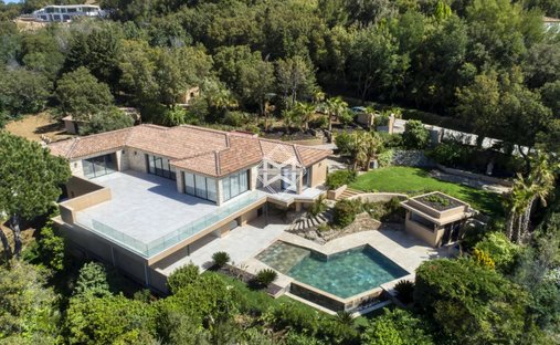 Villa in Grimaud, Provence-Alpes-Côte d'Azur, France 1
