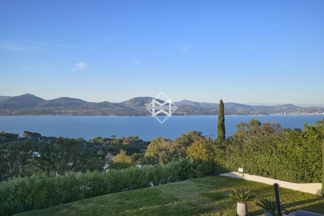 Estate in Mimet, Provence-Alpes-Côte d'Azur, France 1 - 13831494