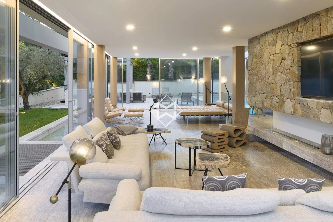 Villa in Zone Est Diffuse, Saint-Tropez, France 5 - 13831472