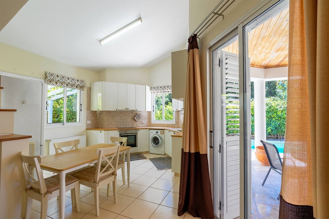 House in Peyia, Paphos, Cyprus 4 - 15184848