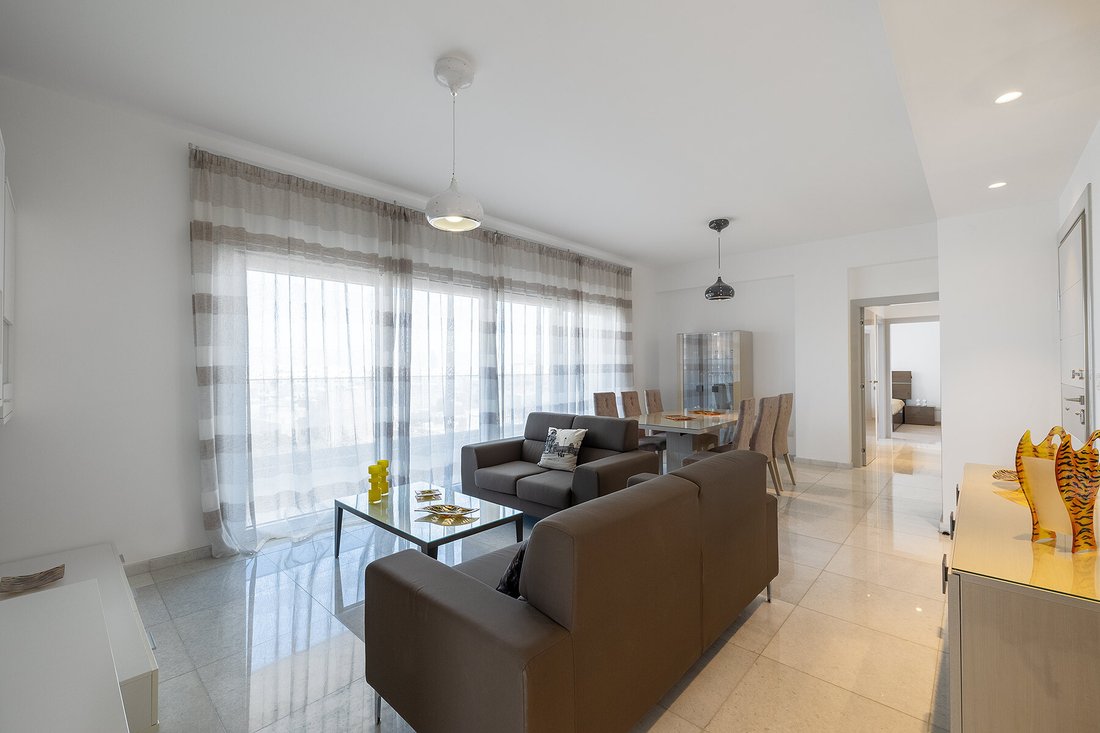 Apartment in Mesa Geitonia, Limassol, Cyprus 4 - 15184534