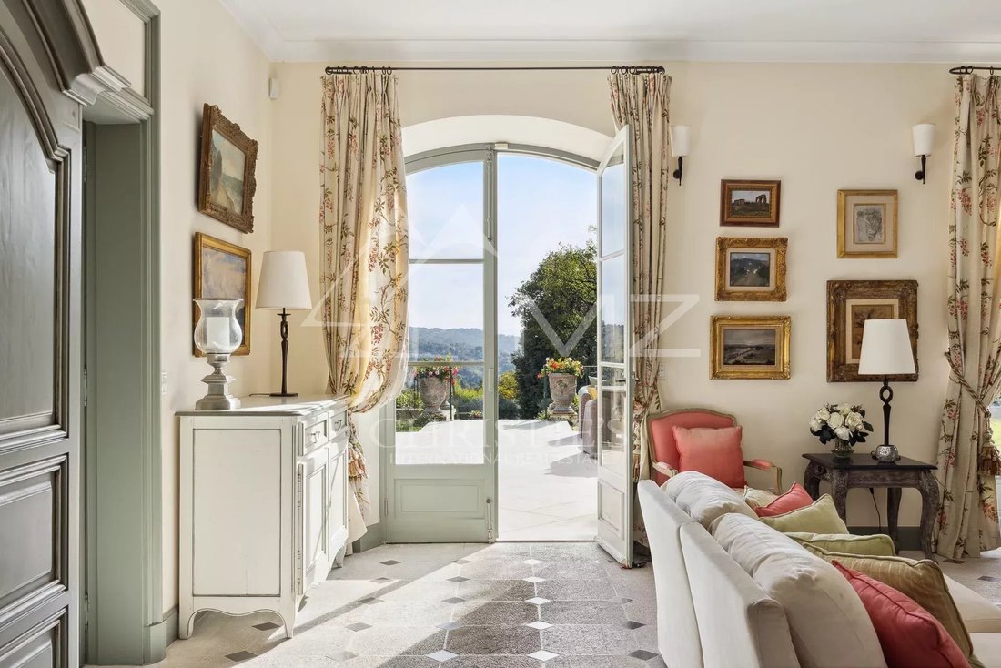 Estate in Grasse, Provence-Alpes-Côte d'Azur, France 5 - 13554081
