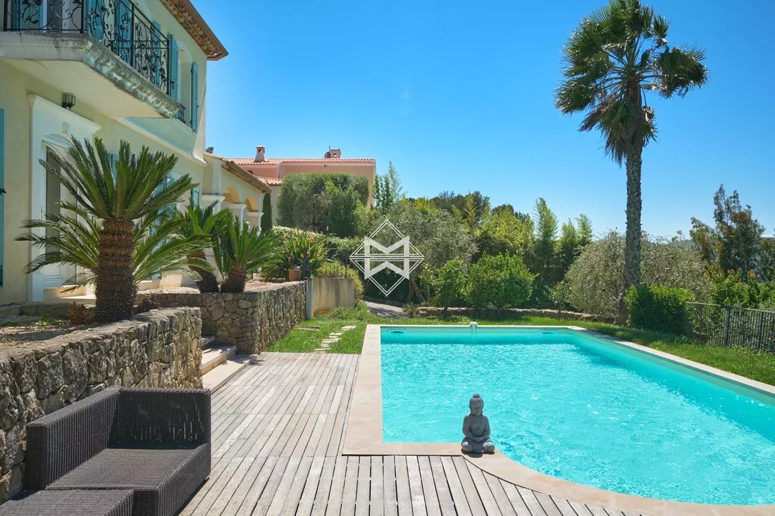 Villa in Mougins, Provence-Alpes-Côte d'Azur, France 5 - 14289414