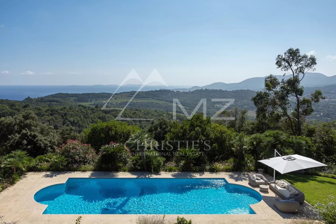 Villa in Gassin, Provence-Alpes-Côte d'Azur, France 1 - 14575913