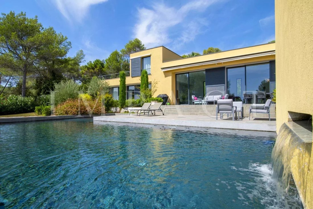 Villa in Biot, Provence-Alpes-Côte d'Azur, Frankreich 2 - 13176536