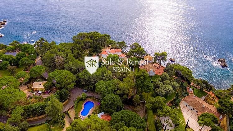 Chalet in Lloret de Mar, Catalonia, Spain 4 - 15184049