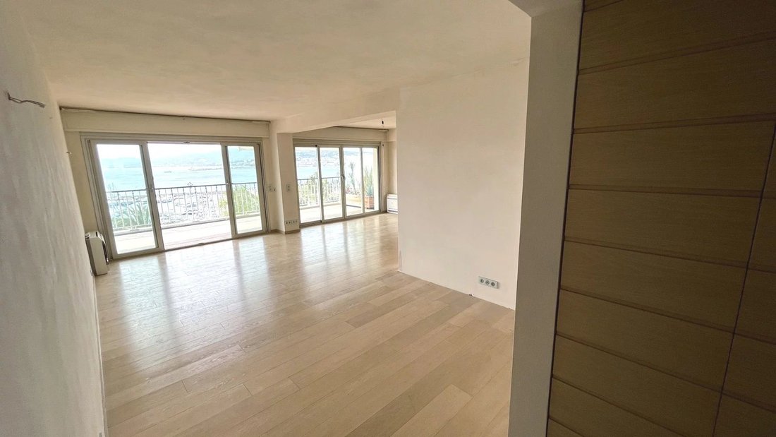 Apartment in Cannes, Provence-Alpes-Côte d'Azur, France 5 - 11974616