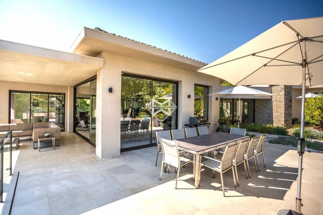 Villa in Grimaud, Provence-Alpes-Côte d'Azur, France 5 - 12002339