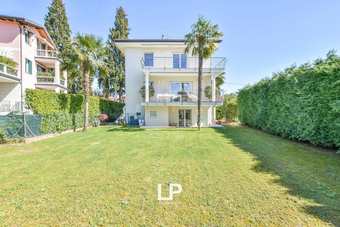 Villa in San Carlo - Giubiano, Varese, Lombardy 4 - 14191468