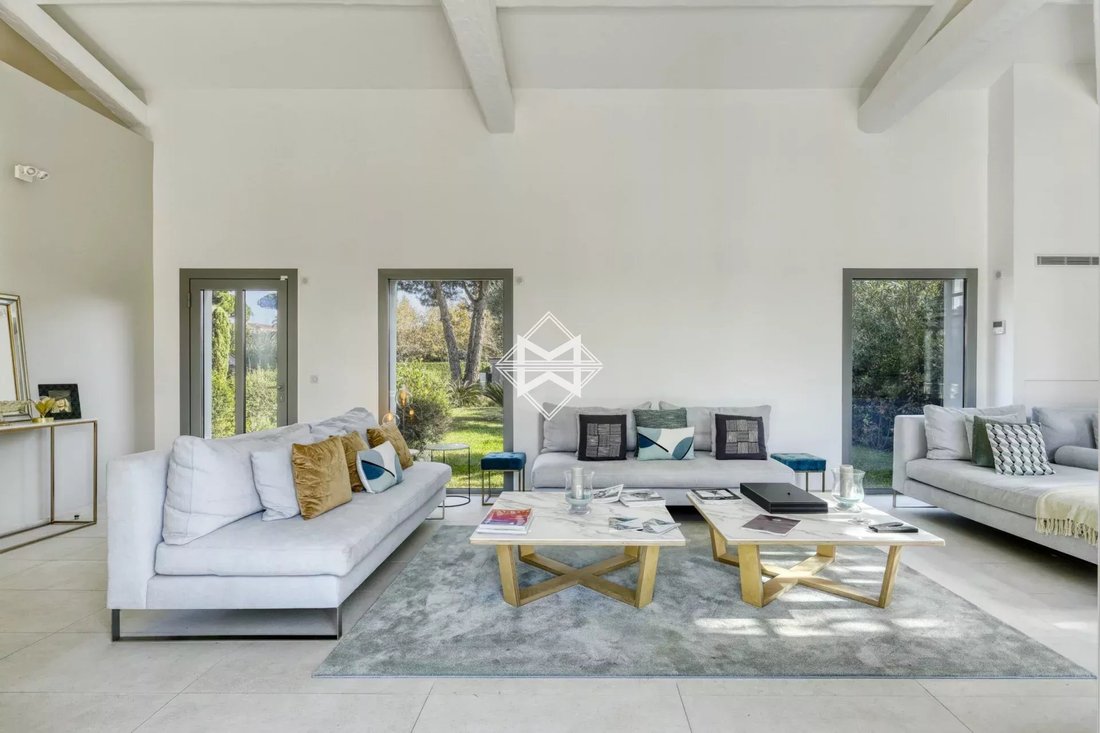 Villa in Zone Est Diffuse, Saint-Tropez, France 4 - 10539256