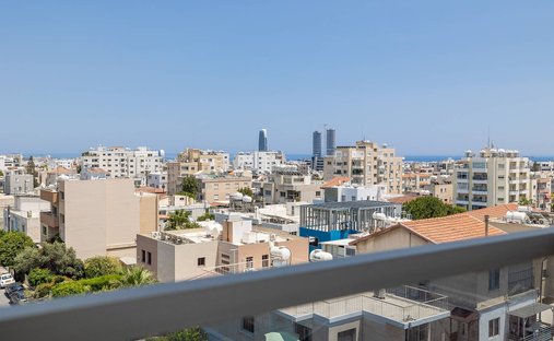 Apartment in Mesa Geitonia, Limassol, Cyprus 1