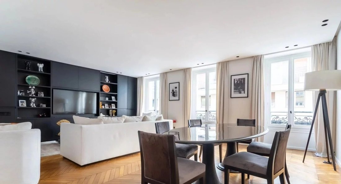 Apartment in Chaillot, Paris 16e Arrondissement, Paris 4 - 12606017