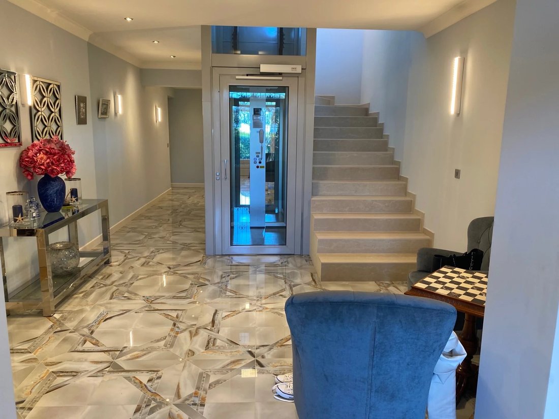 Villa in Antibes, Provence-Alpes-Côte d'Azur, France 5 - 11616193