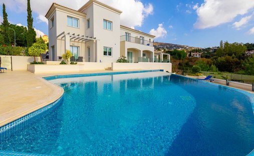 Apartment in Tala, Paphos, Cyprus 1