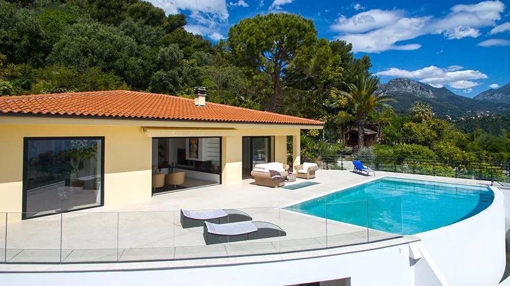 Villa in Village-Cros de Caste-Coupiere-Mont Gros, Roquebrune-Cap-Martin, France 1 - 13689228