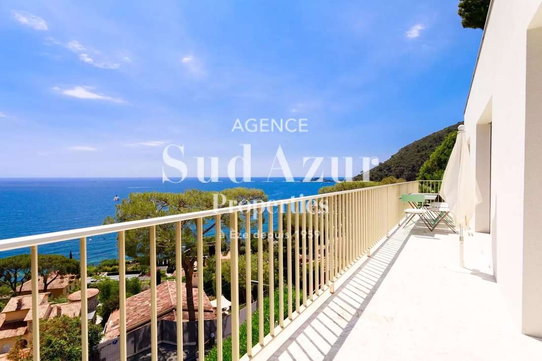 House in Èze, Provence-Alpes-Côte d'Azur, France 1 - 11936902