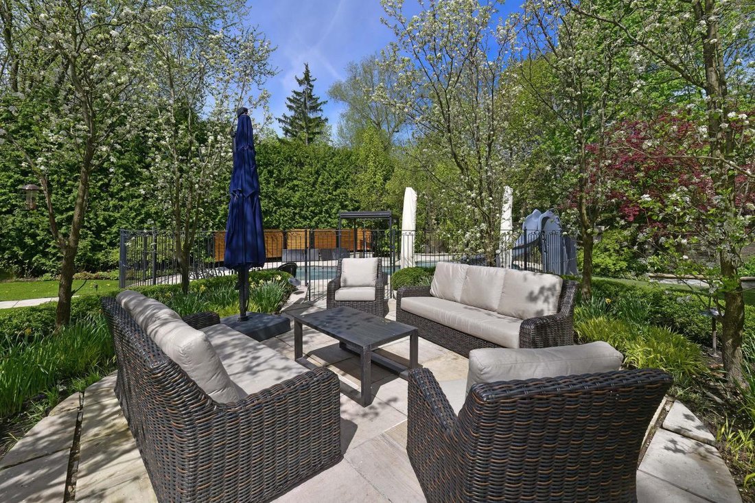 House in Toronto, Ontario, Canada 3 - 15183627
