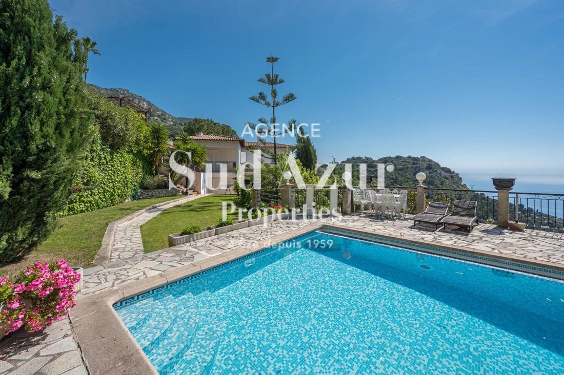 Estate in La Turbie, Provence-Alpes-Côte d'Azur, France 1 - 14277509