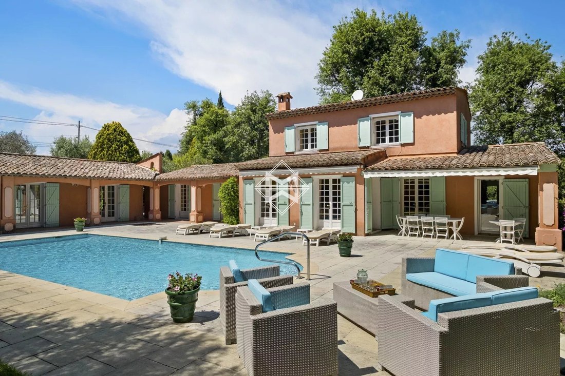 Villa in Mougins, Provence-Alpes-Côte d'Azur, France 3 - 14318413