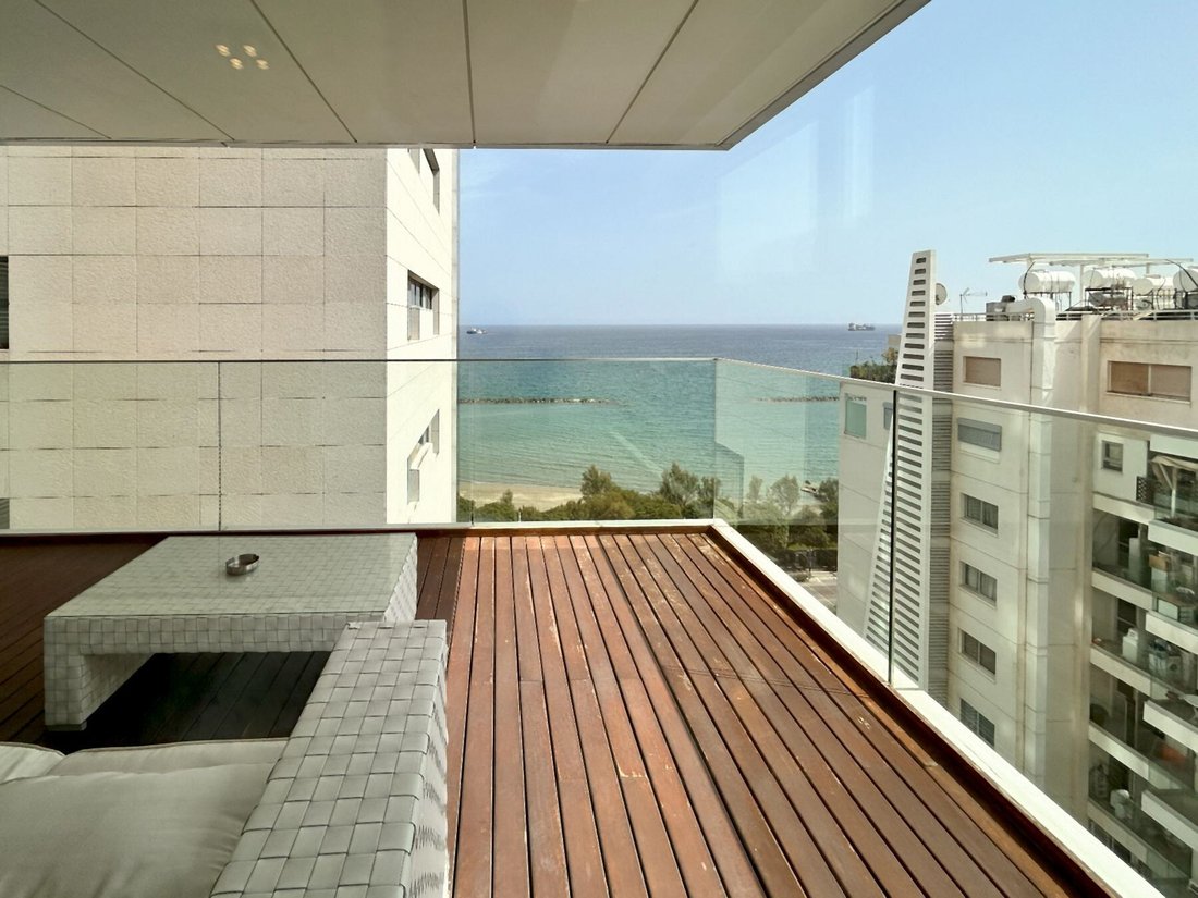 Apartment in Limassol, Limassol, Cyprus 4 - 15184745