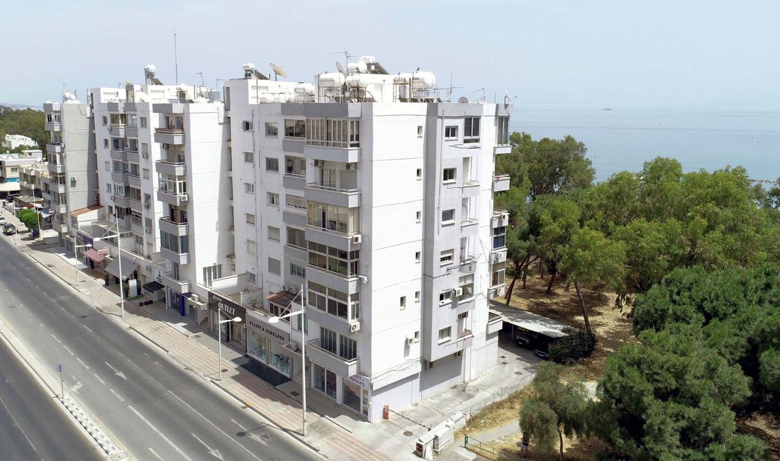Apartment in Germasogeia, Limassol, Cyprus 1 - 15184412