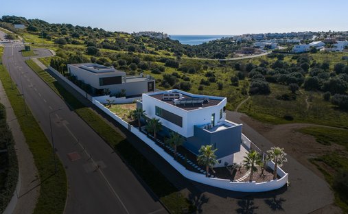 Villa in Sao Goncalo de Lagos, Algarve, Portugal 1