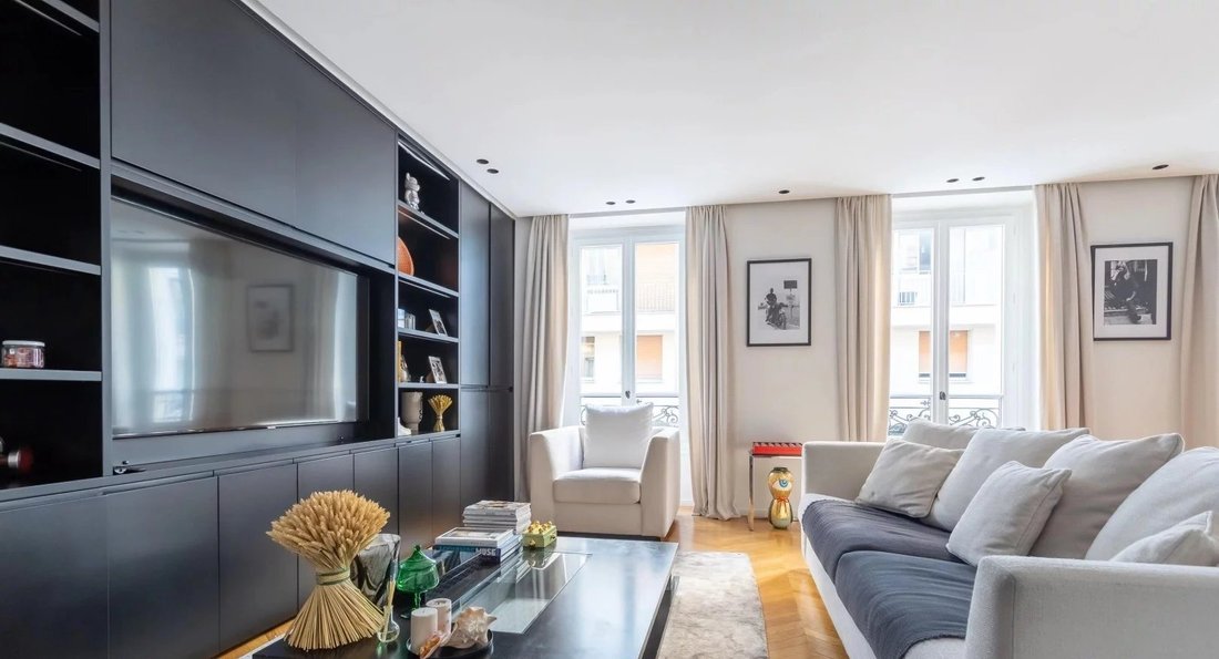 Apartment in Chaillot, Paris 16e Arrondissement, Paris 5 - 12606017