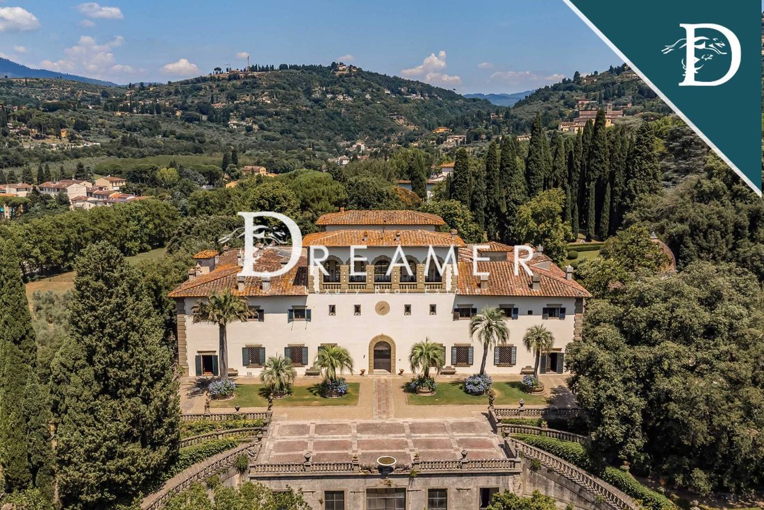 Villa in Florence, Tuscany, Italy 4 - 15184766