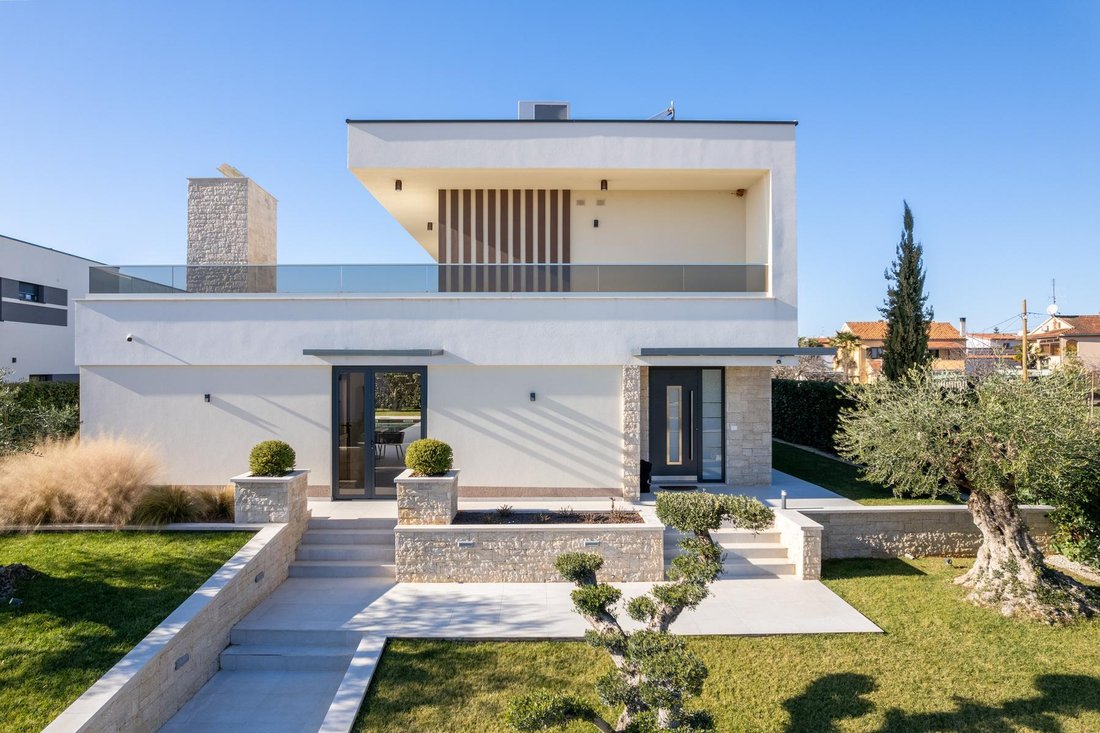 Villa in Porec, Istria County, Croatia 1 - 15126478