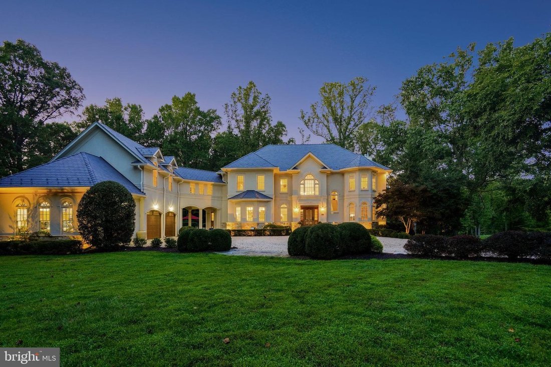 House in Great Falls, Virginia, United States 3 - 15185512