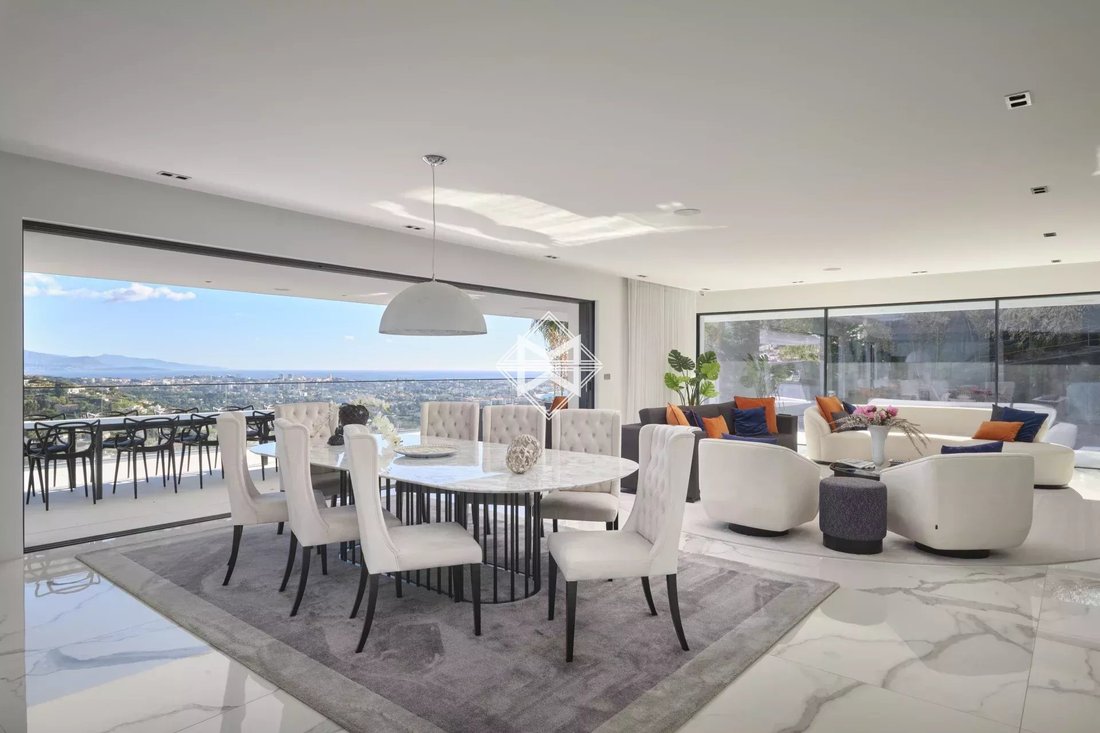 Villa in Cannes, Provence-Alpes-Côte d'Azur, France 4 - 12980442