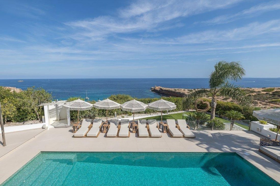 Villa in Santa Eularia des Riu, Balearic Islands, Spain 1 - 15192655