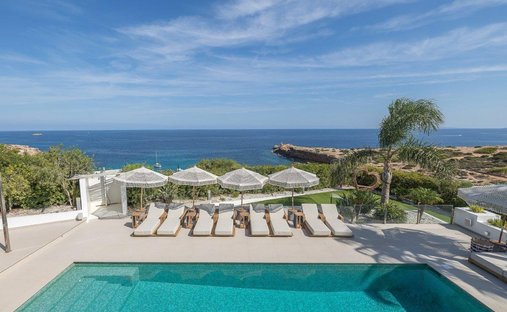 Villa a Santa Eulària des Riu, Isole Baleari, Spagna 1