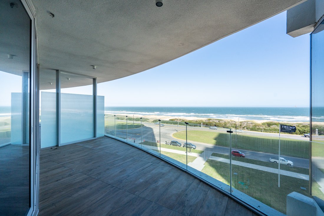 Apartment in Punta del Este, Maldonado Department, Uruguay 5 - 15193953