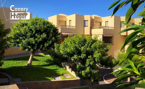 Villa in Granadilla de Abona, Canary Islands, Spain 1